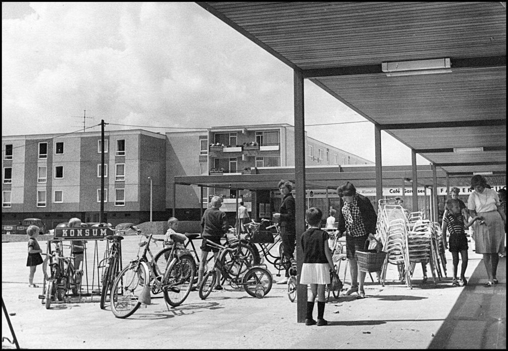[Abb. 145] „Auf der Horst, Orionhof / Marshof“ von Guthmann, Rudolf (1966) | Quelle: Deutsche Digitale Bibliothek | Lizenz: CC BY-SA 3.0 DE